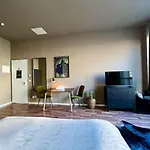 N8 By Bw Living *